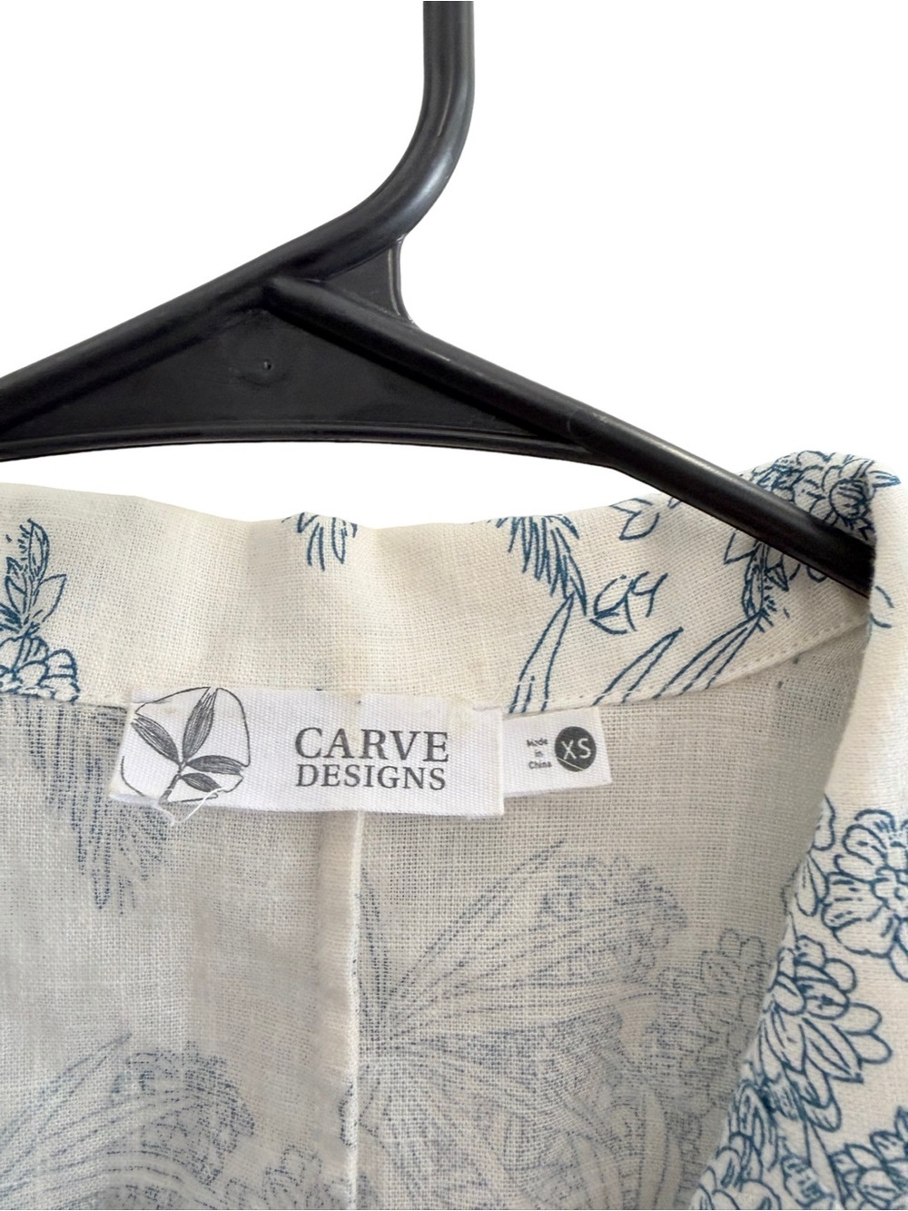 NWOT Carve Designs Luca Linen Shirt Birch Scenic Tropical Print Camp Shirt XS - Picture 5 of 7